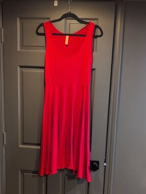 Gilli Bright Red Sleeveless Dress with Peach Neck Tag